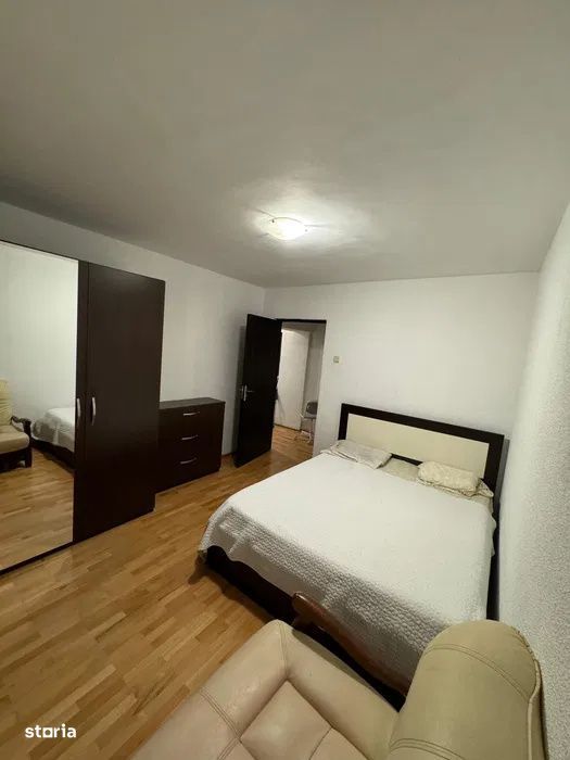 Apartament 3 camere de inchiriat / Zona Unirii