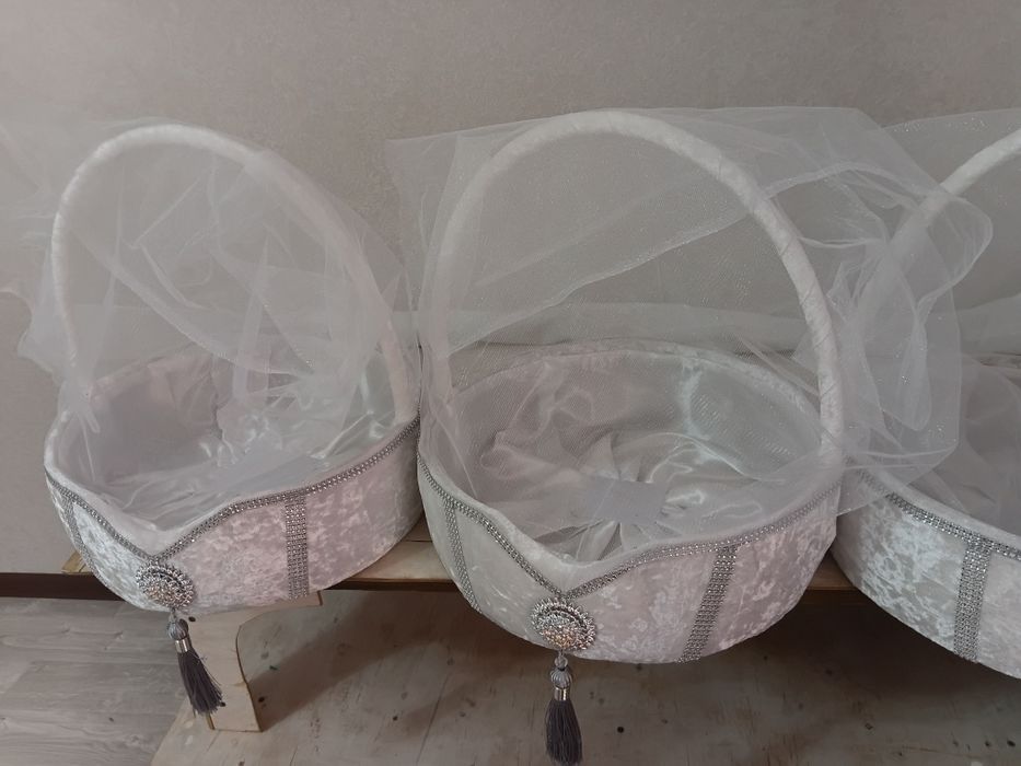 Продам корзина для той бастар , цена 12000