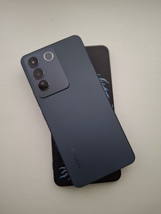Vivo V27e telefon