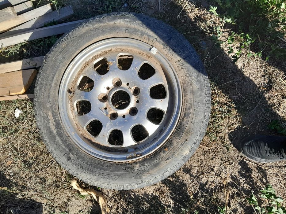 Vand 2 seturi de jante bmw