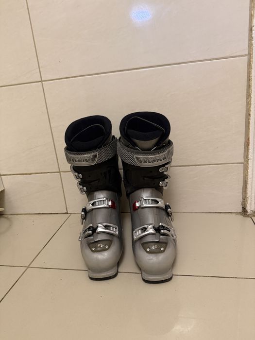 Clapari schi Tecnica