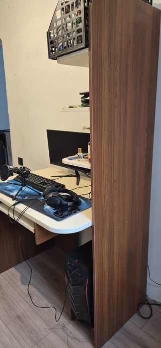 Продам стол компьютерный письменный