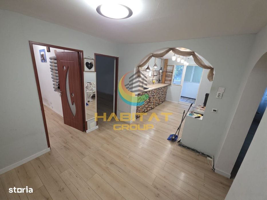 Apartament 4 camere langa metrou Piata Sudului