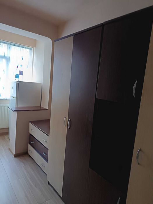 Închiriez garsoniera mobilata, Zona Dumbrava