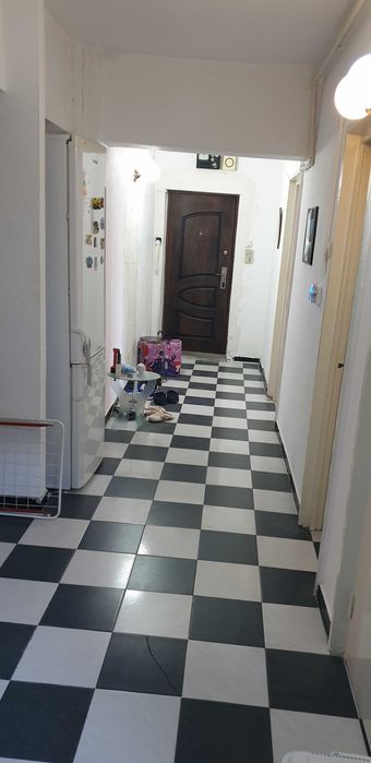 Apartament 3 camere zona ultracentrala / Str. Al.Vlahuta - Tg-Jiu