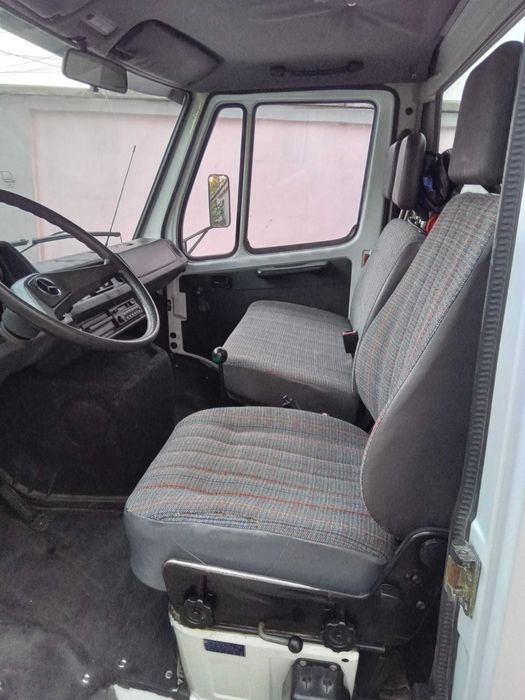 Autoutilitara basculabila