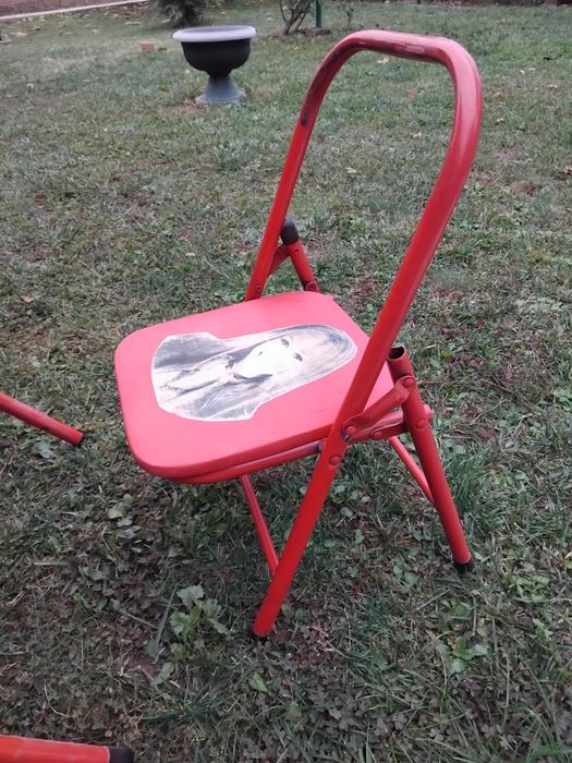 Детска масичка и стол