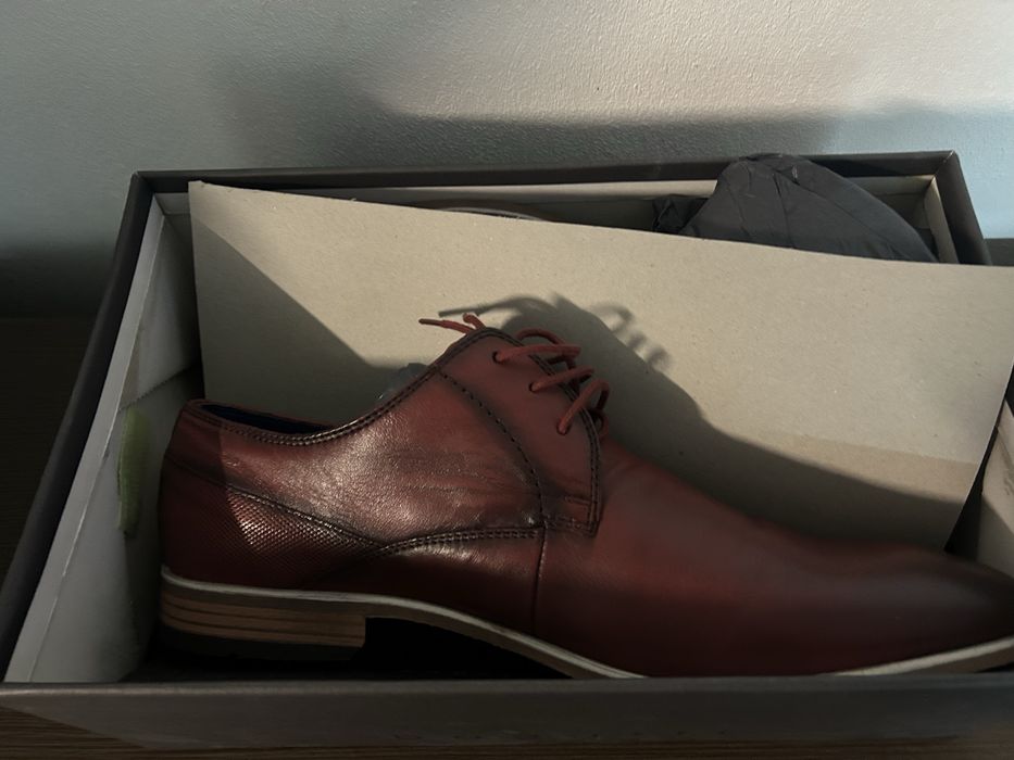 Pantofi bugatti barbai noi marimea 45