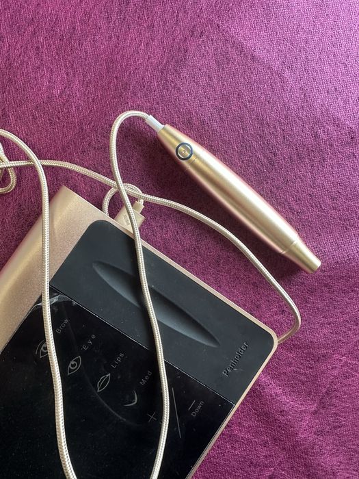 Машина за перманентен грим