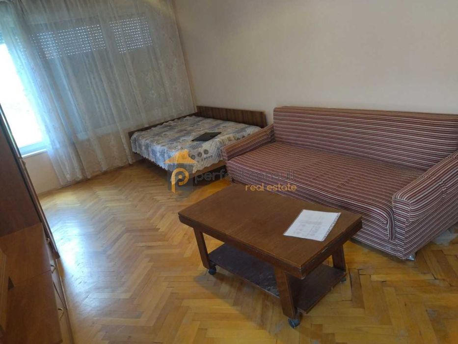 Дава се под наем Двустаен апартамент в Пловдив, Младежки Хълм - 72 кв.м за 248.88 € - Снимка #2