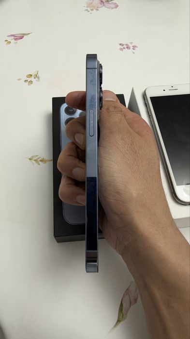 Продается Iphone 13 про 256 подарок iphone 6