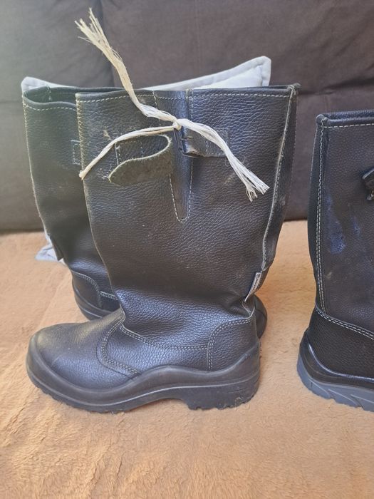 Рабочие спец сапоги сезон зима , весна , осень
