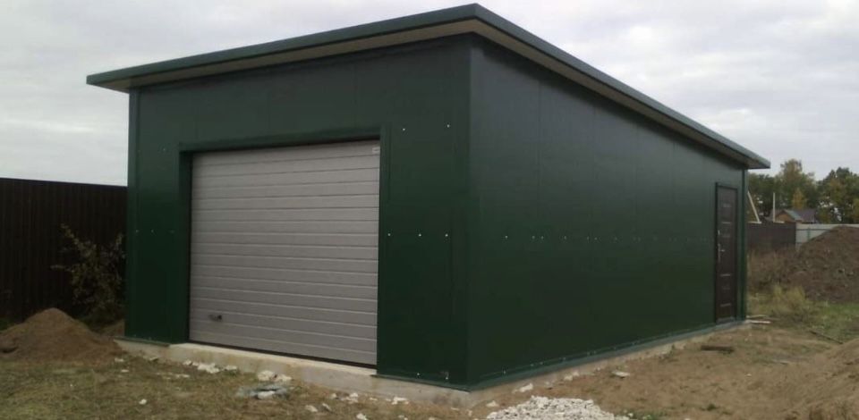 Garaje auto pe structura metalica