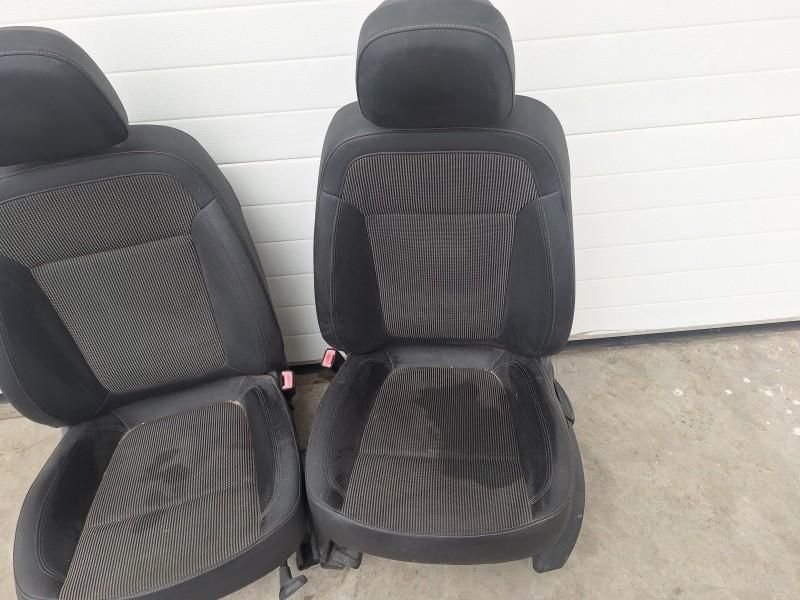 Scaune fata semipiele Opel Astra J
