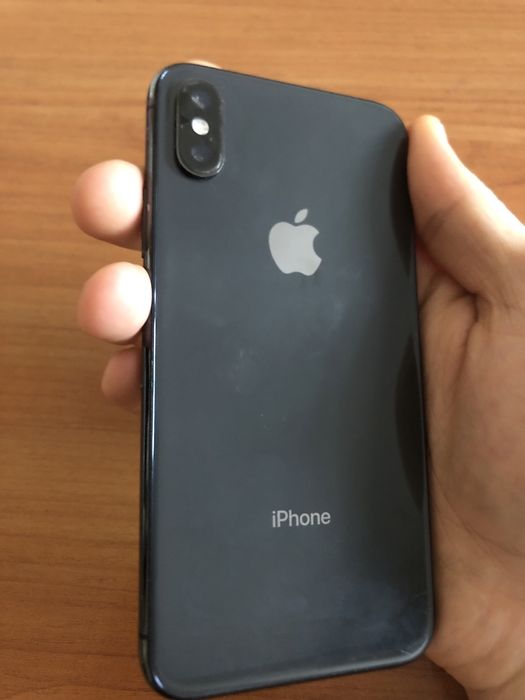 iPhone xs sotiladi