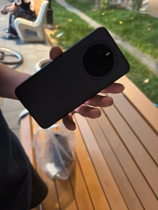 Продается Honor magic 7 хорошее состояние