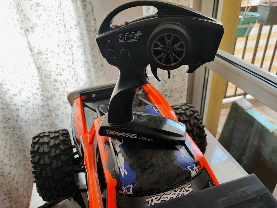 RC X maxxs   TRAXXAS