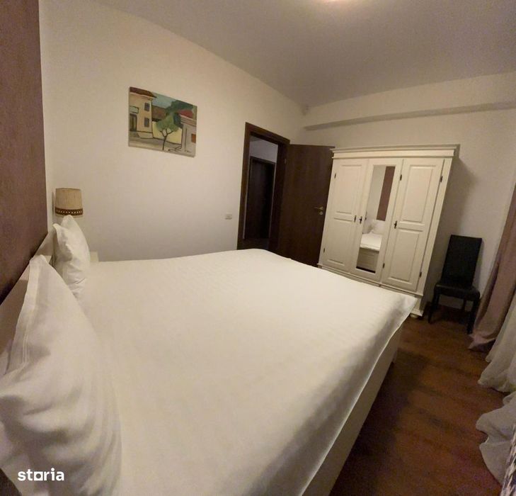 Apartament 3 camere curte proprie cadastrata 280 mp