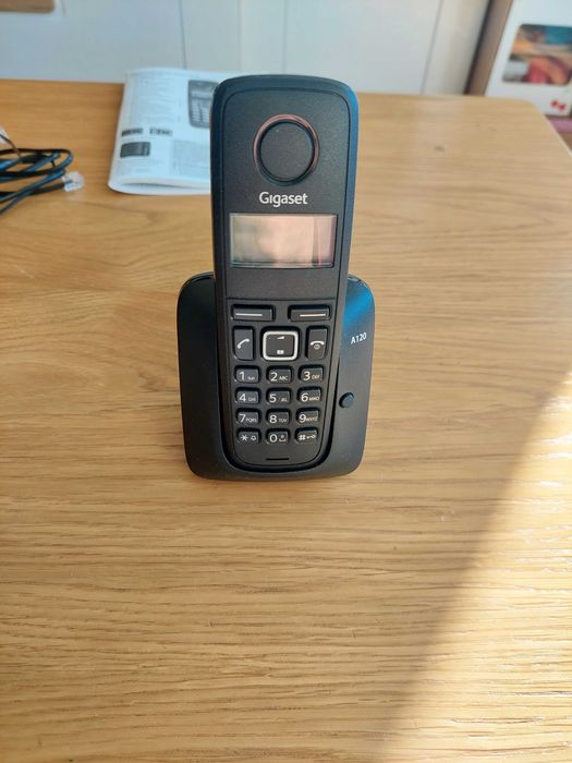 НОВ безжичен DECT телефон Gigaset A120