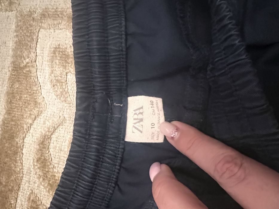 Брюки на мальчика Zara 8-9 лет