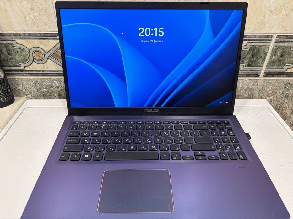 Ноутбук Asus X515E