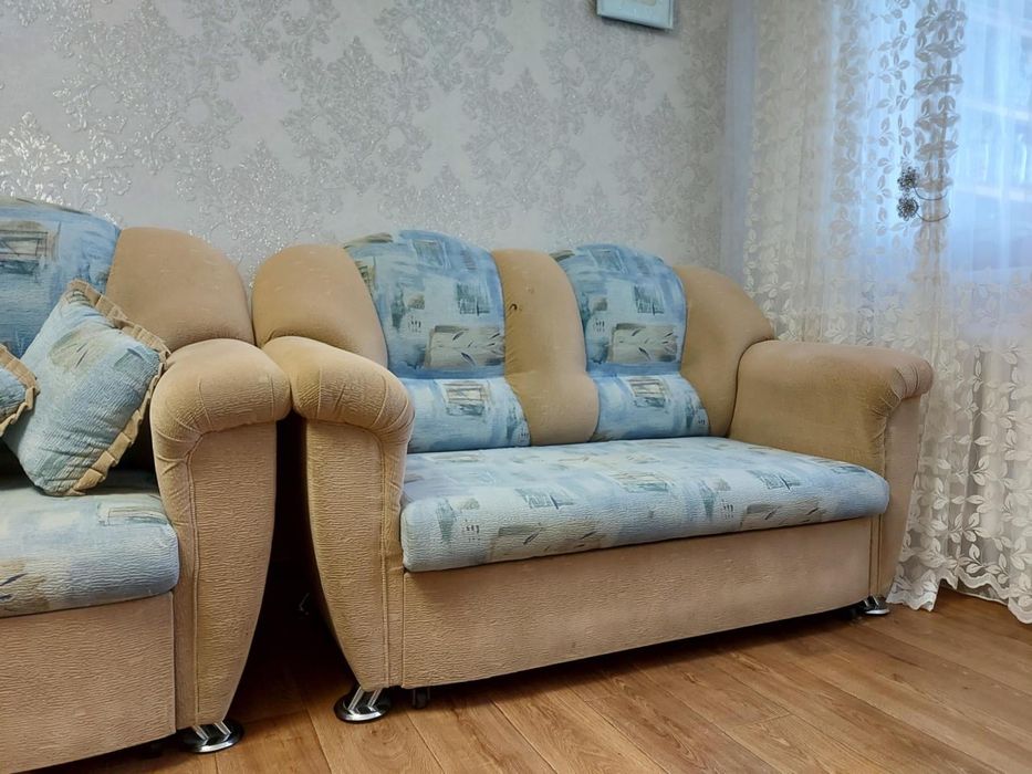 Продам мягкий уголок 3-2-1