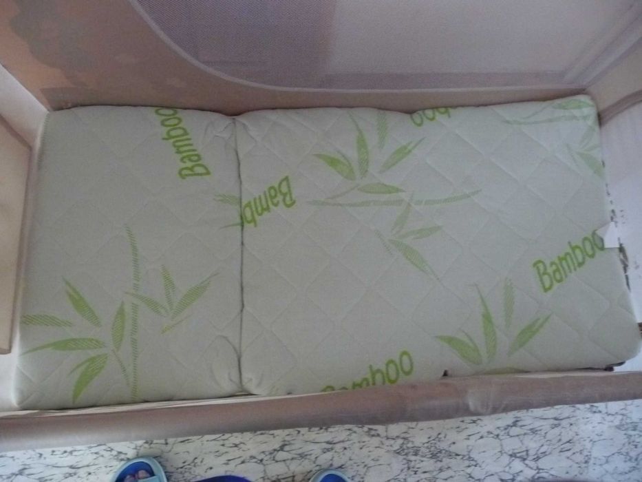Количка Bertoni, креватче Kikka boo.
