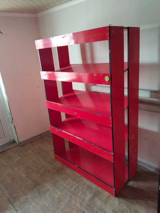 Магазин полкалары сатылады. срочно.  келисимли