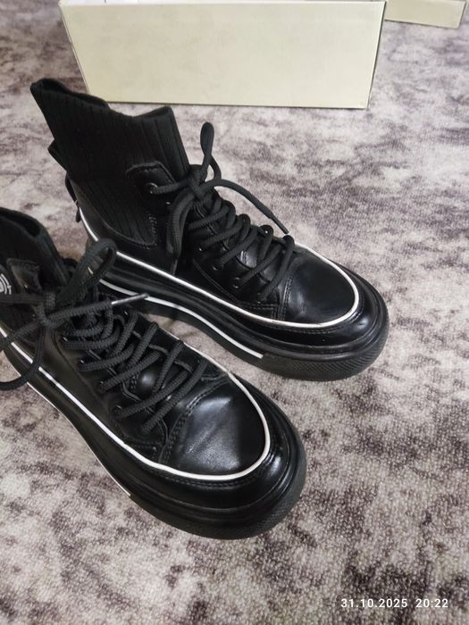 Обувь на девочку