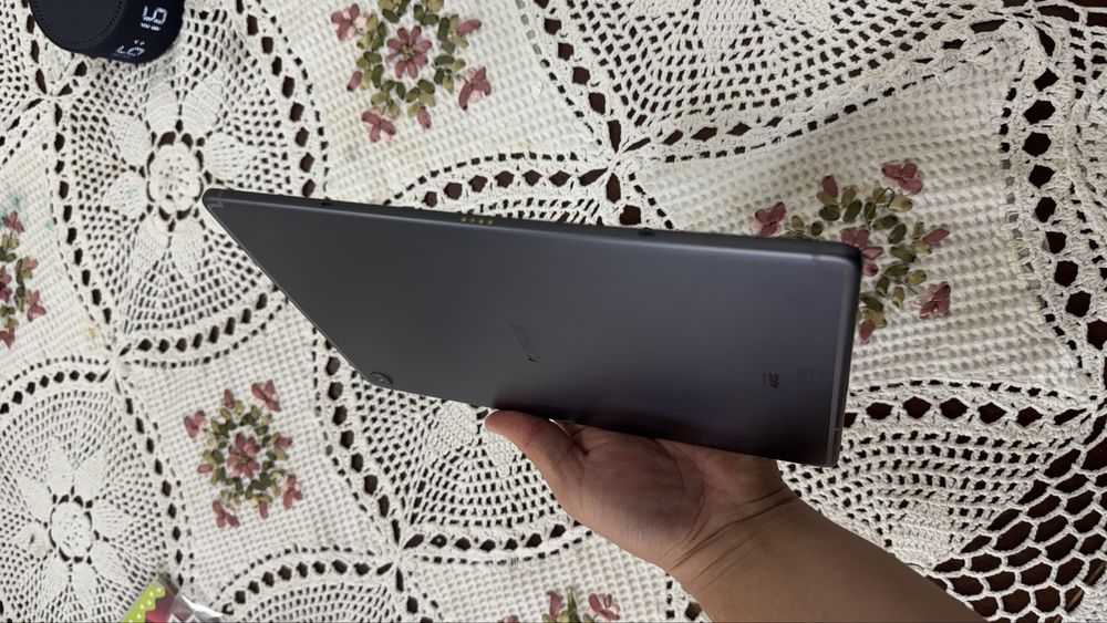 Планшет Samsung Galaxy Tab S5e + чехол в подарок