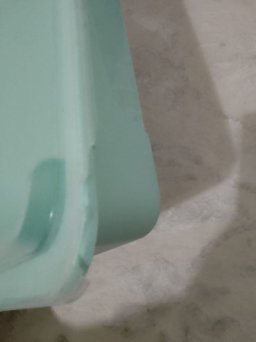 Пластмасова кутия с охлаждащ елемент