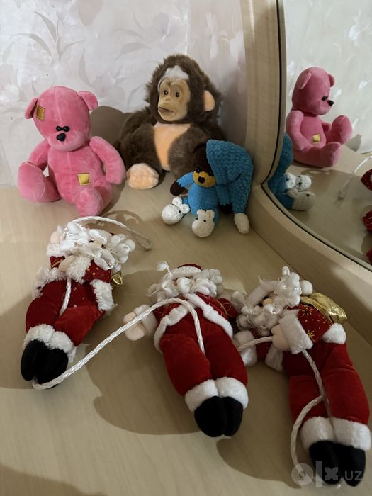 Продам куклы и игрушки  смотрите фото все