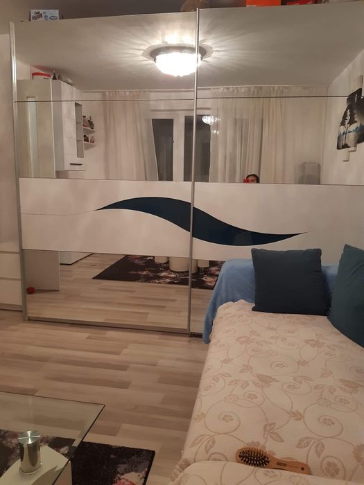 Închiriez apartament doua camere  parter