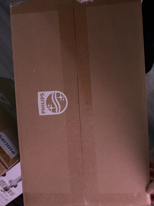 Vand aspiratoare noi sigilate bosch si philips