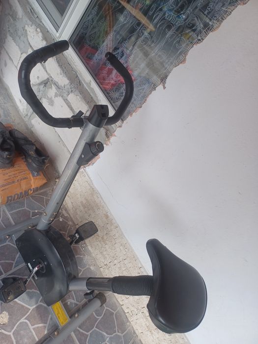 bicicletă fitness mecanică