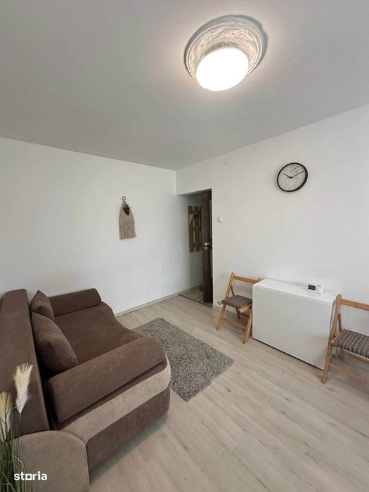 De inchiriat apartament  2 camere,mobilat si utilat,Pret 1100lei/luna