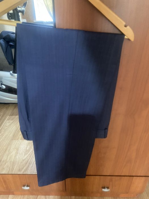 Продам мужской костюм