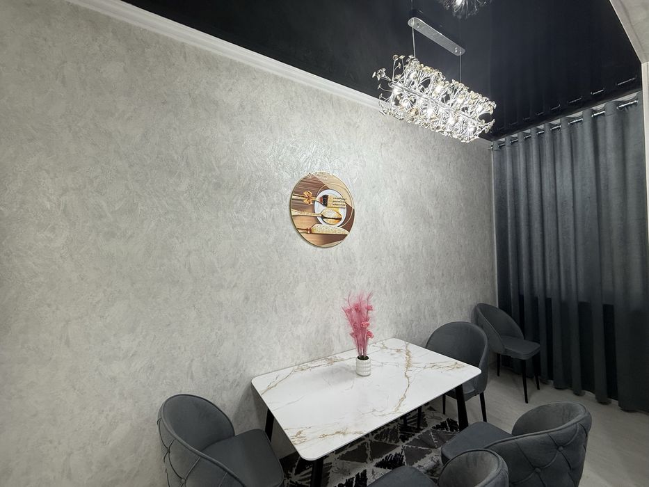 5 Mikrayon Shayx Bozorcha Oldida 2 xonalik 3 etaj Uy Sotiladi Srochni