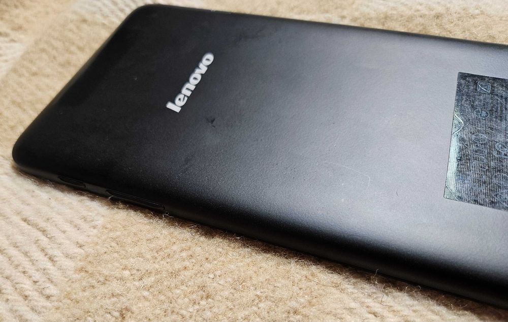 Таблет Lenovo A3500-FL