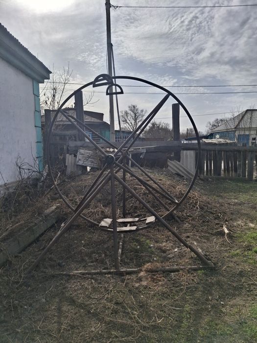 Качели для космонавтов