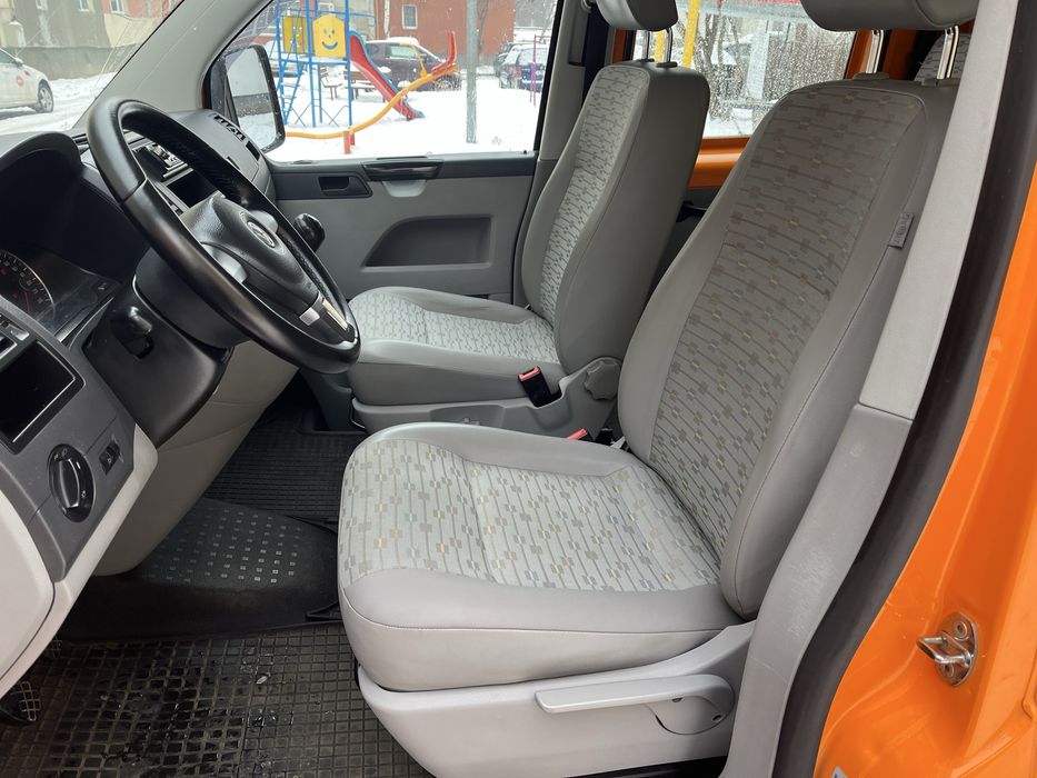 Vând banchetă spate Doka MAN TGE II ,Sprinter, Crafter 2010-2025