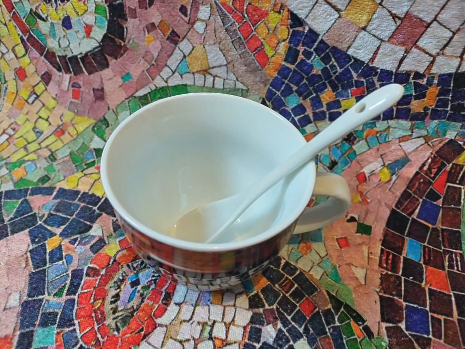 Чаша за кафе с лъжичка от Испания