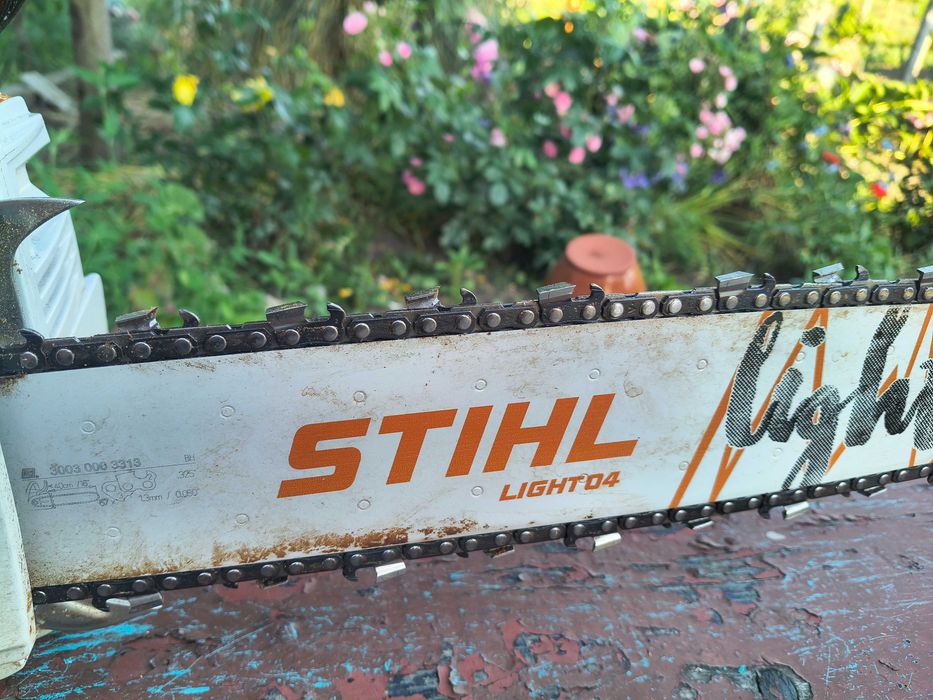 STIHL MSA 300 професионален акумулаторен верижен трион