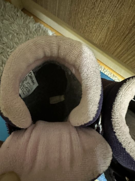 Продам детские ботинки