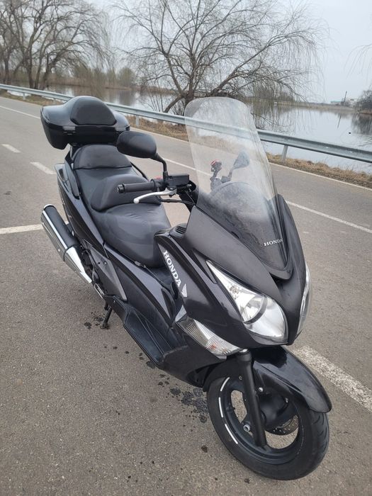 Vând Scuter Honda Silver Wing Automat T400