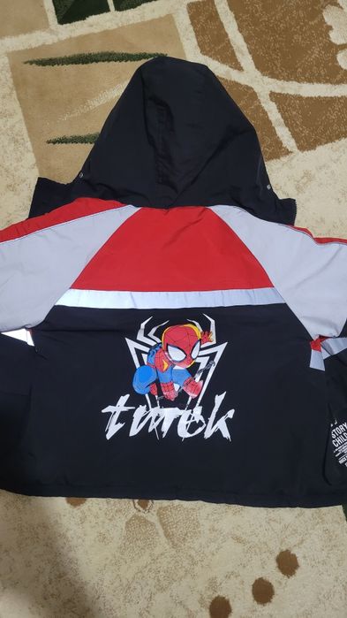 Продаётся куртка двусторонняя