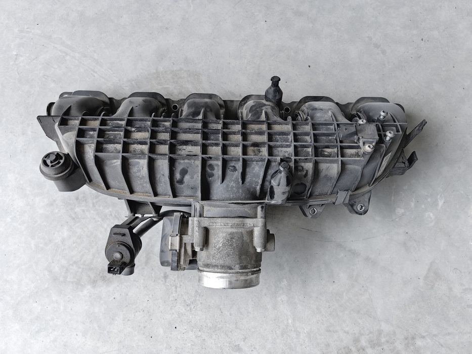 Всмукателен колектор и дросел за 335i 435i f15 N55 двигател