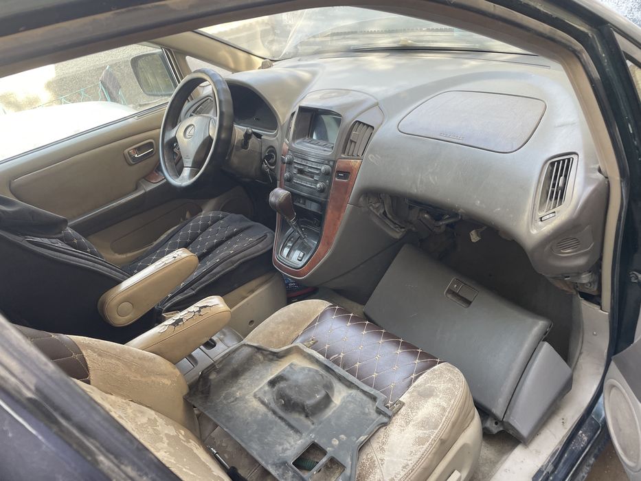 Lexus RX300 на разбор