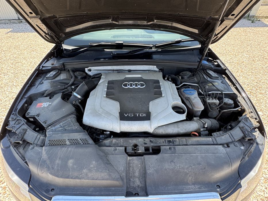 Audi A4 B8 3.0tdi 240кс. S LINE НА ЧАСТИ!