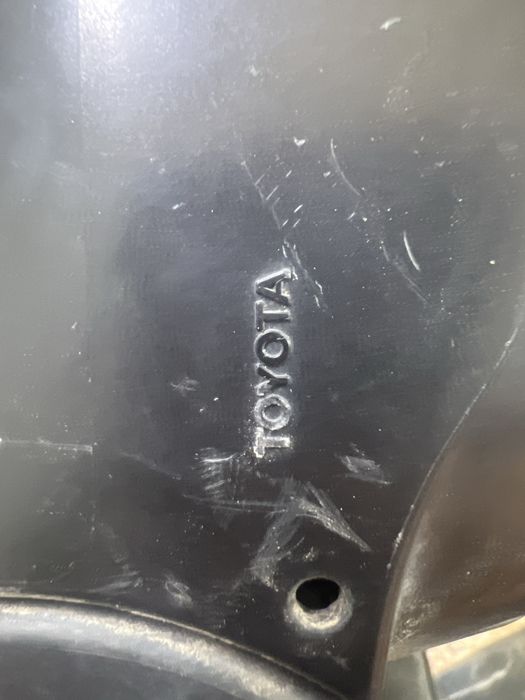 Боковое зеркало toyota carolla